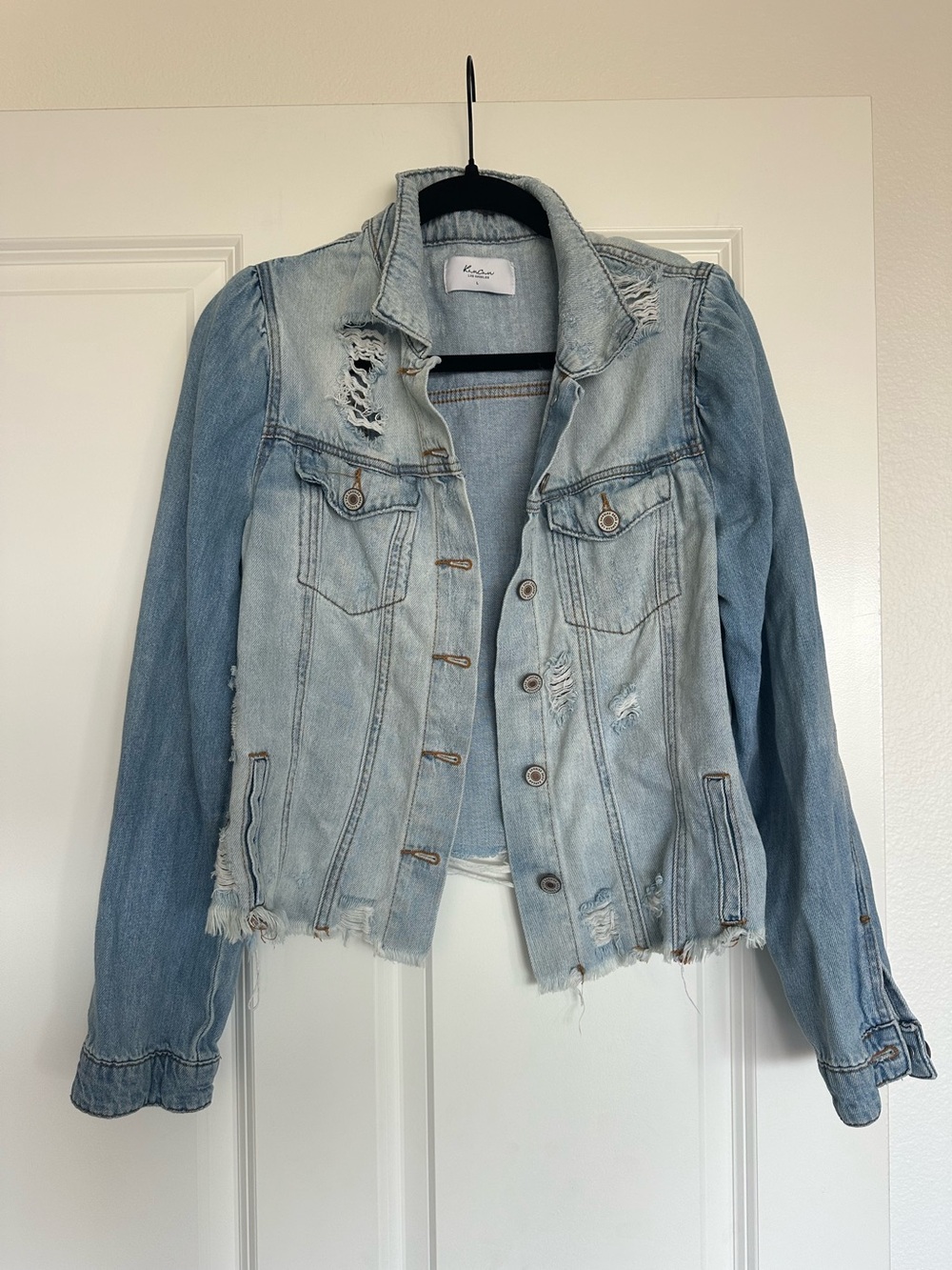 KanCan Distressed Light Blue Denim Jacket Size Large